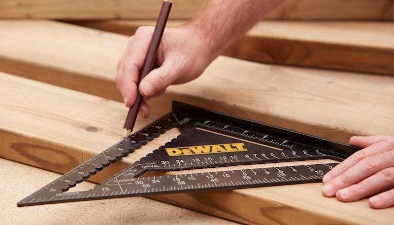 Kątownik ciesielski metryczny DeWalt 18cm   DWHT25227-0