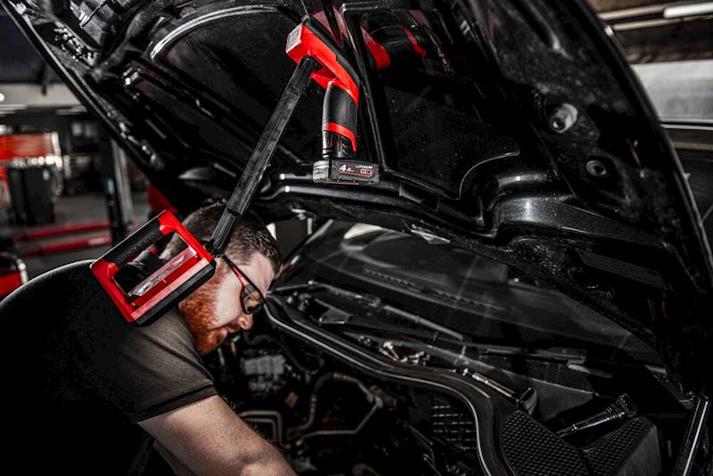 Lampa warsztatowa magnes 1200lm Milwaukee M12UCL-0   Body   M12UCL-0