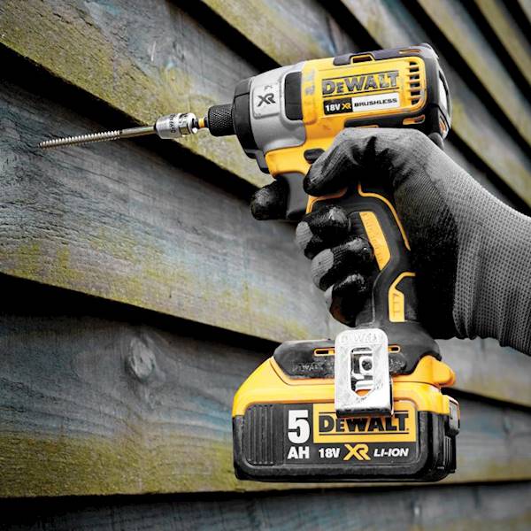 ZAKRĘTARKA UDAROWA DeWALT DCF887P2-QW