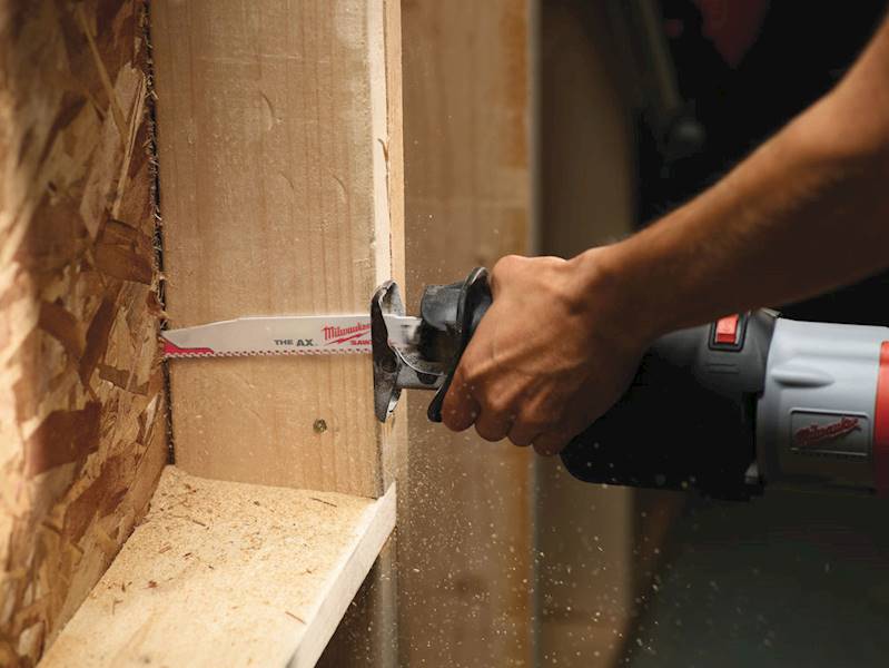 Brzeszczot - drewno z gwoździami 23cm Milwaukee AX - 48005026