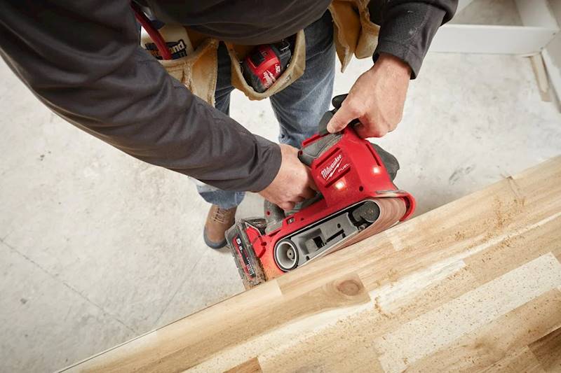 Szlifierka taśmowa czołg Milwaukee M18FBTS75-0 - 4933479614