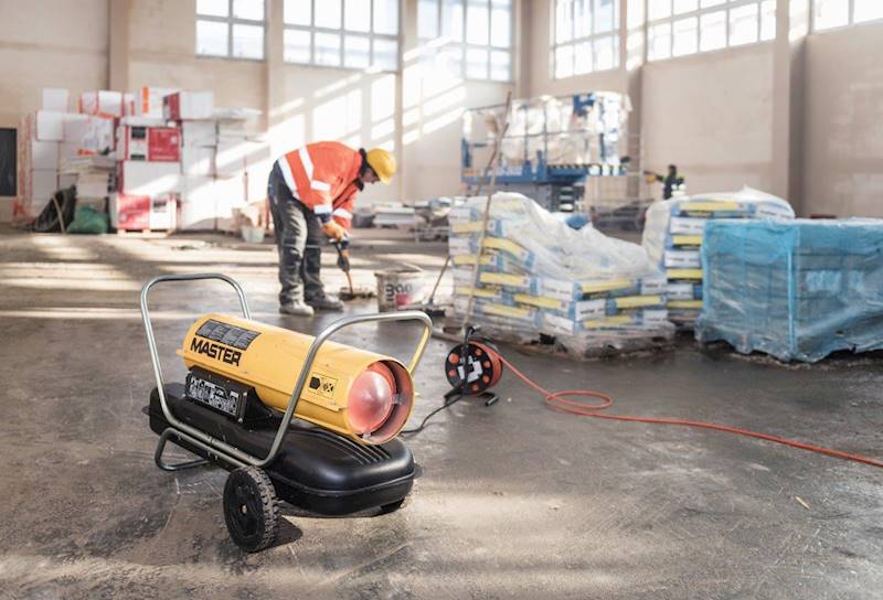 NAGRZEWNICA OLEJOWA MASTER  29kW Gniazdo termostatu	B100 CED