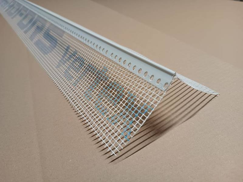 Profil PVC odwrotny 2,5m z siatka 8x8cm Vertex
