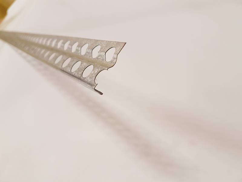 Profil stalowy zakończeniowy L do tynków 6mm 2,7m