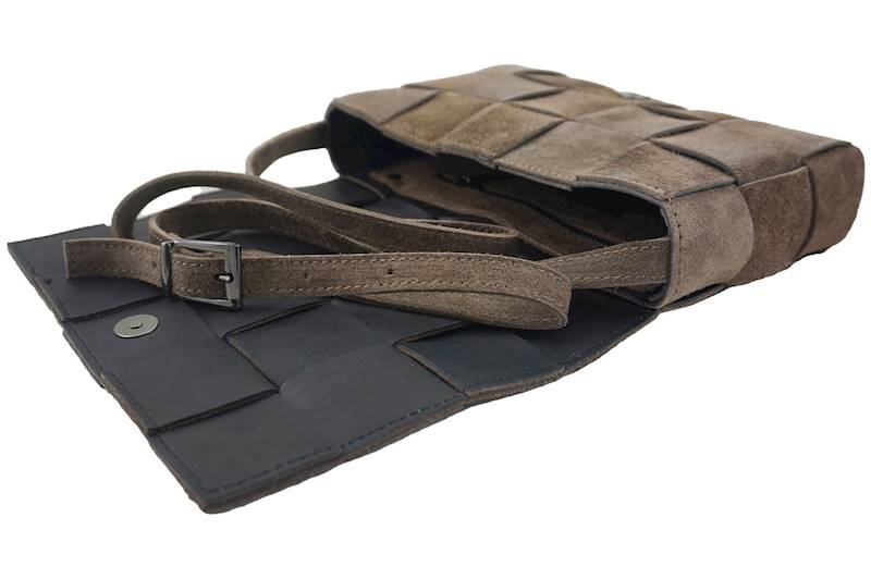 888 Torebka listonoszka zamszowa  Beżowa ciemna