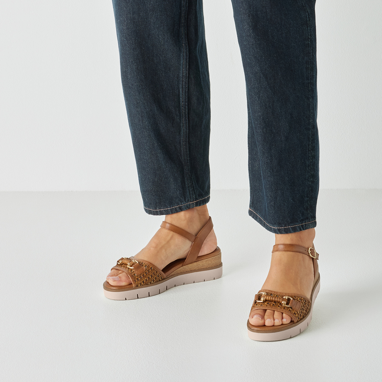 TAMARIS 1-28215-46-305 SANDAŁ NA KATURNIE COGNAC • Rozm. D.: 39