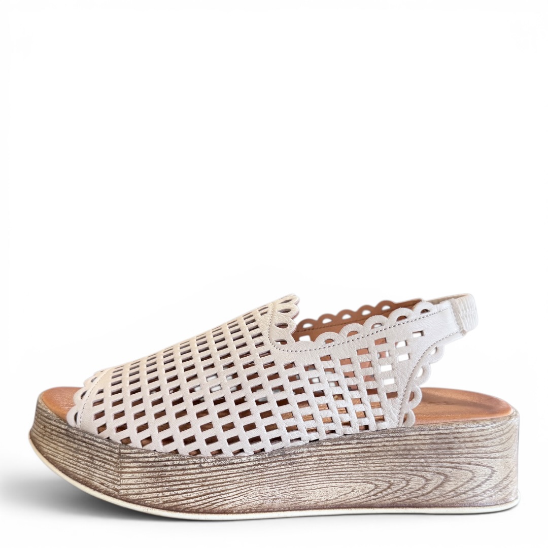 SOKOLSKI MIR l26-724 SANDAŁ NA KOTURNIE BEŻOWY • Rozm. D.: 41