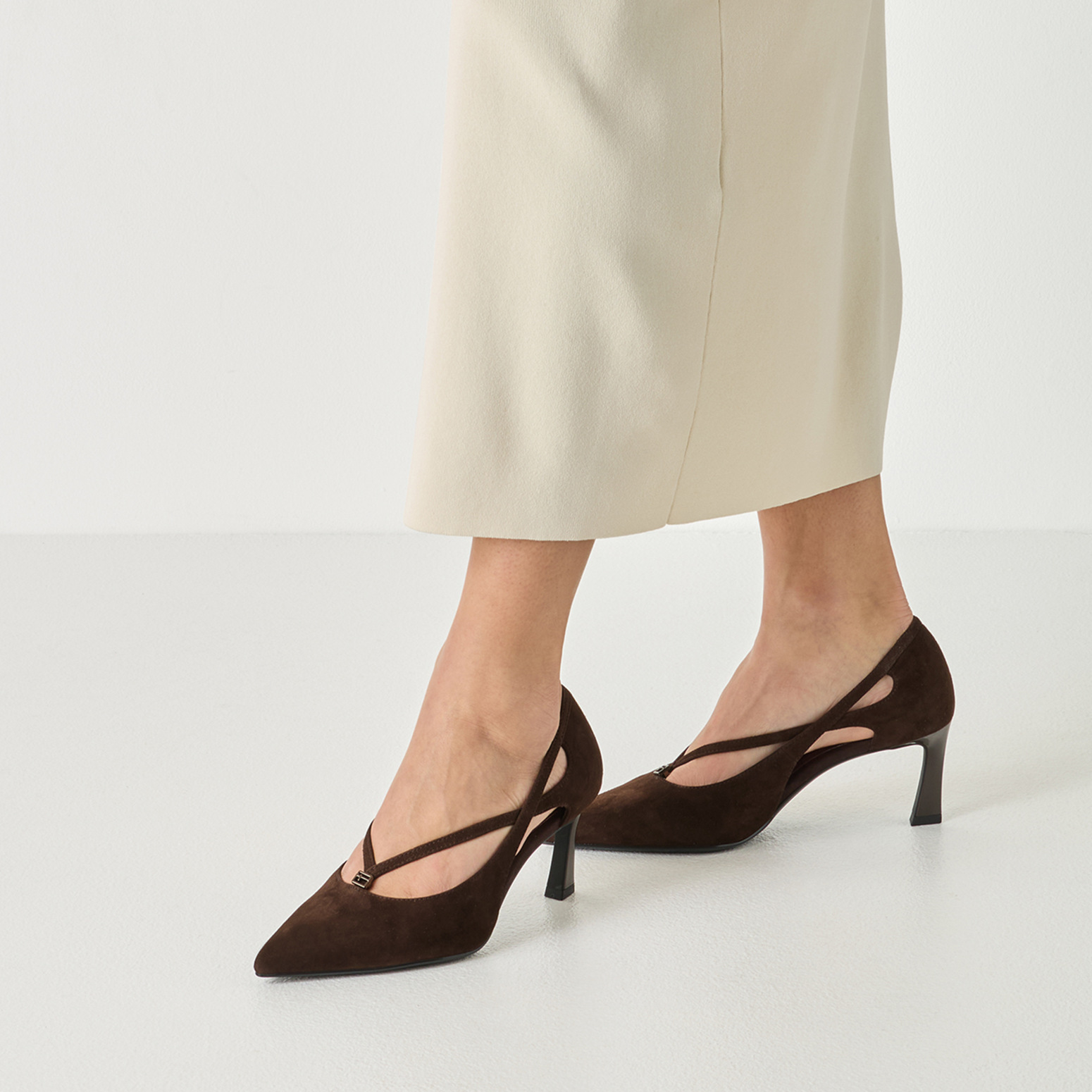 TAMARIS  1-22459-47-304 CZÓŁENKO MOCCA NUBUK • Rozm. D.: 36