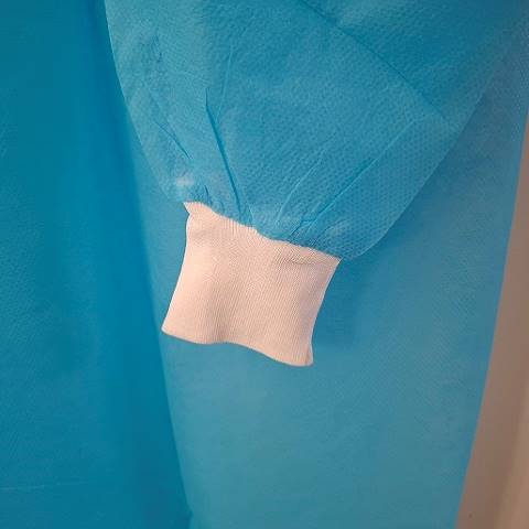 Fartuch medyczny z włókniny