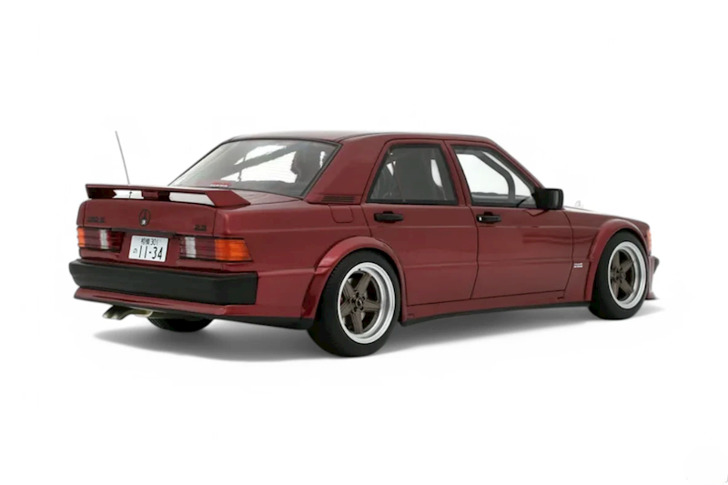 OTTO MOBILE 1:18 RAUH-WELT REPUBLIK 190E 2,5-16 ALMANDINE RED 512 2016