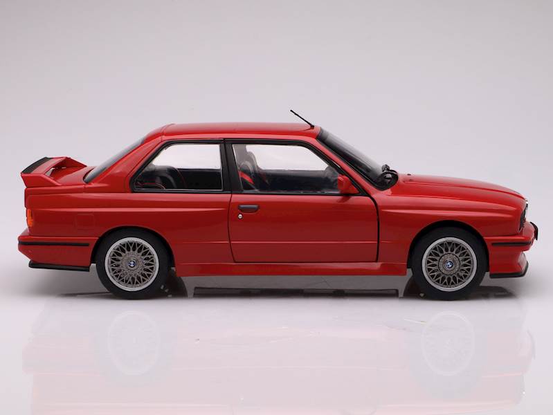 SOLIDO 1:18 BMW E30 M3 RED 1986