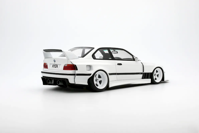 OTTO MOBILE 1:18 BMW E36 KHYZYL SALEEM WHITE 300 2022