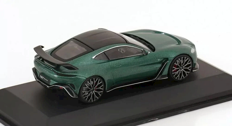 SOLIDO 1:43 ASTON MARTIN VANTAGE V12 RACING GREEN 2023
