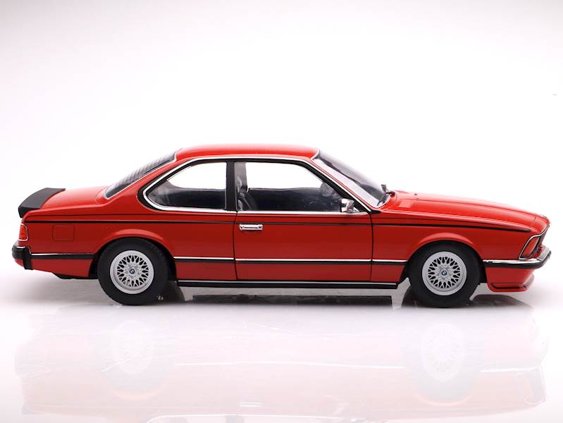 SOLIDO 1:18 BMW 635 CSI E24 RED 1984