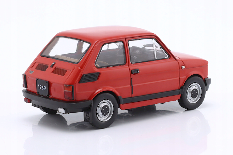 WHITEBOX 1:24 POLSKI FIAT 126P MALUCH RED CZERWONY