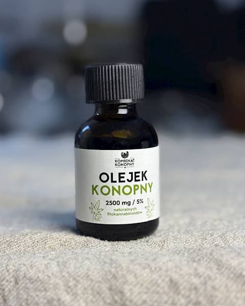 Olejek konopny 2500 mg 50 ml – Kombinat Konopny