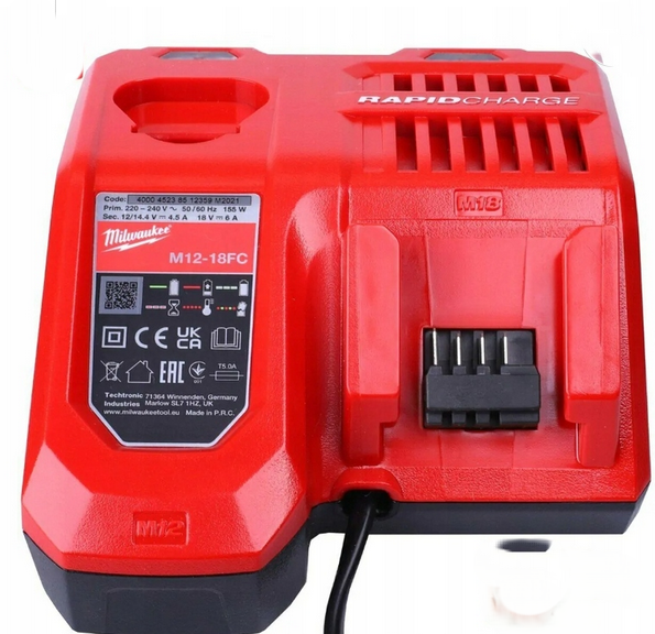 SZYBKA ŁADOWARKA AKU MILWAUKEE M12-18FC