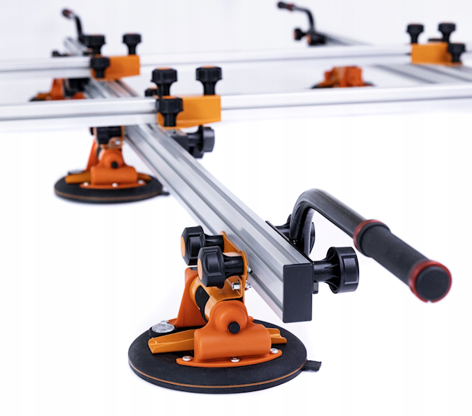 RAMA DO PŁYT MEGA FORMAT Z AUTOMAT. PRZYSSAWKAMI