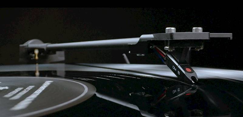 GRAMOFON PRO-JECT CZARNY AUTOMAT