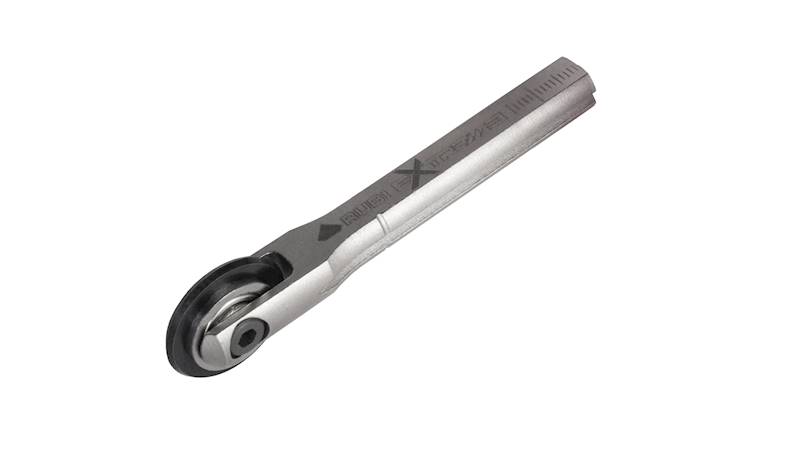 NÓŻ Z KRĄŻKIEM EXTREME TX/TZ RUBI 22mm