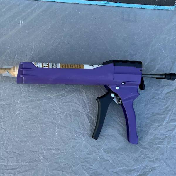 MONOLIT WYCISKACZ / PISTOLET DO FUGI PLASTIKOWY