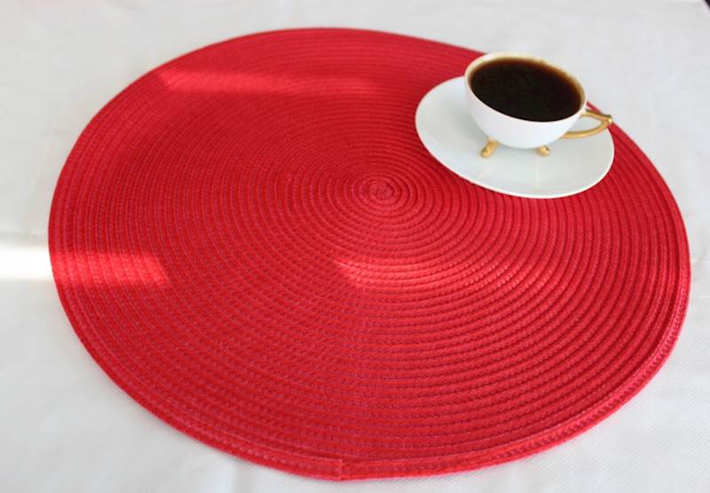 Mata stołowa Bruni CZERWONA OKRĄGŁA