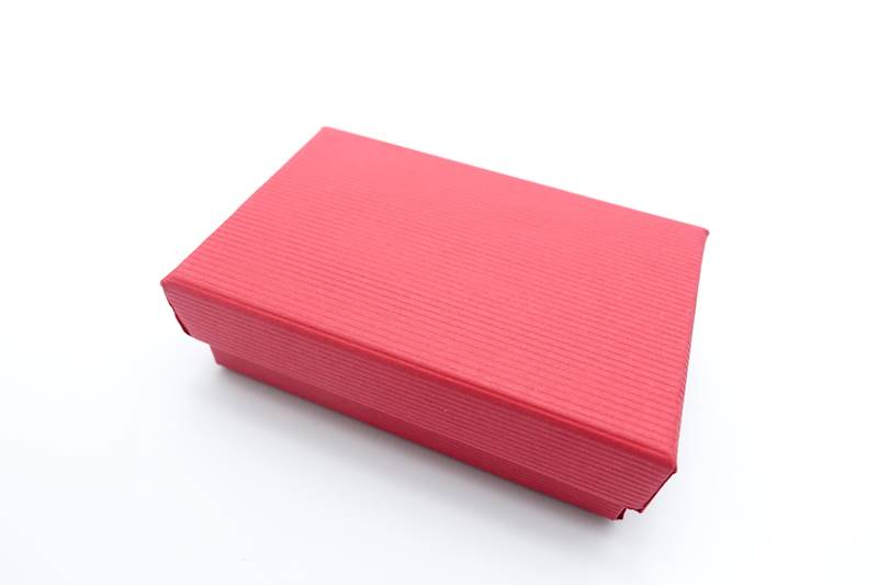 BOX18