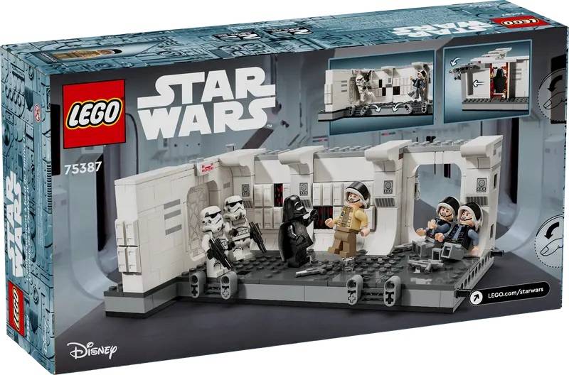 LEGO Star Wars 75387 Boarding The Tantive IV