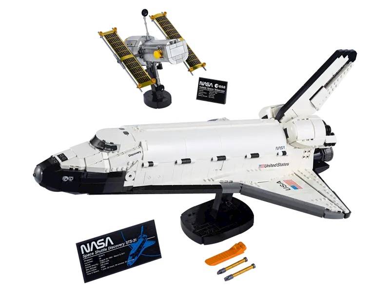 LEGO Creator 10283 NASA Space Shuttle Discovery