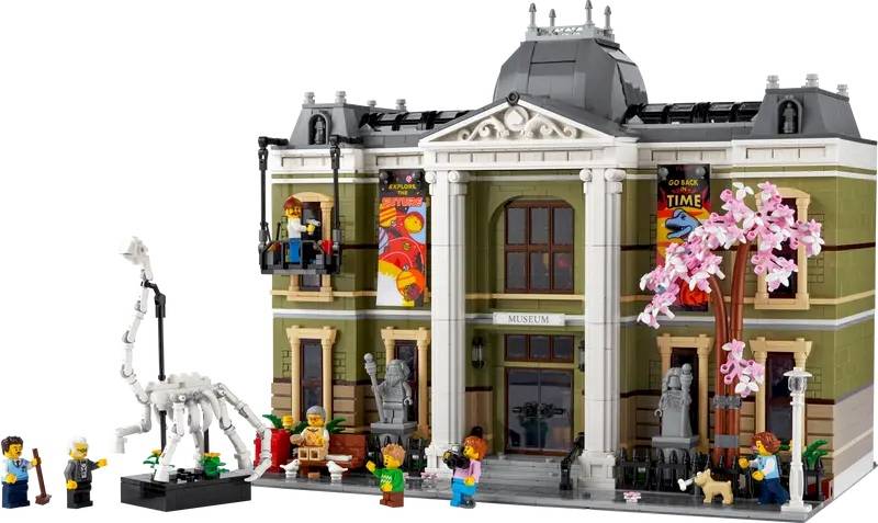 LEGO ICONS 10326 Natural History Museum