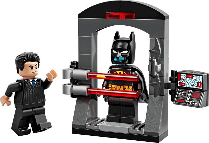 LEGO DC 30726 Batman: Bruce Wayne and the Batsuit