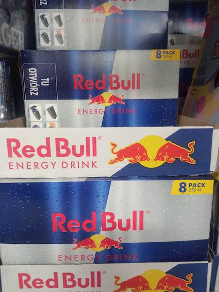 RED BULL PUSZKA 250ml