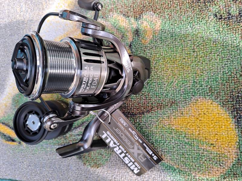 KOŁOWROTEK MISTRAL RX FEEDER 4000 5+1BB HAM.8KG