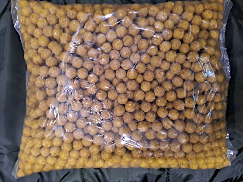 Kulka Firmowa RED KARP WANILIA / MIÓD  1KG