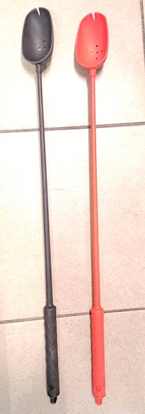 ŁYŻKA ZANĘTOWA 61CM 1SZT CZARNA LUB CZERWONA