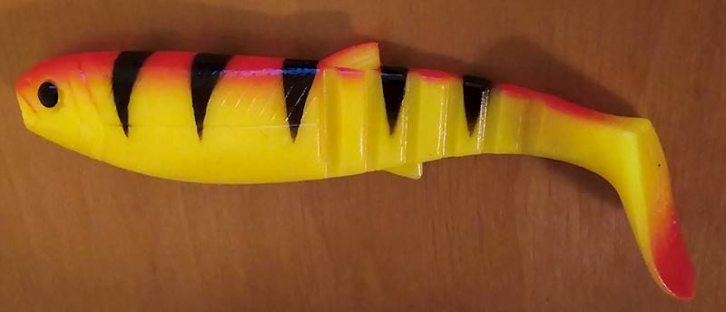 Guma Savage Gear Cannibal Kanibal Golden Amb 6,8cm