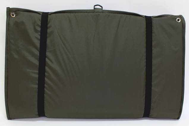 Mata pod ryby Delphin 90x50cm