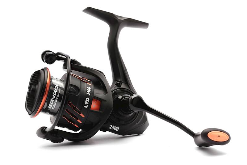 KOŁOWROTEK SAVAGE GEAR ORANGE LTD 2500 fd