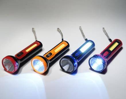 Lat TIROSS 1855 1+3W COB ład USB