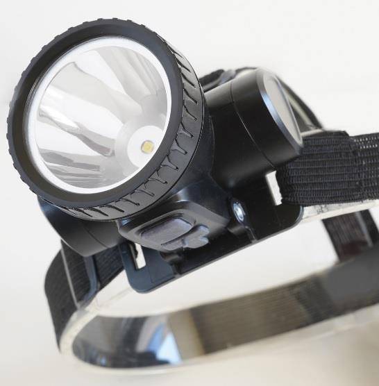 Lat TIROSS 1968 Czołowa 1W LED/90lm AKUMUL.