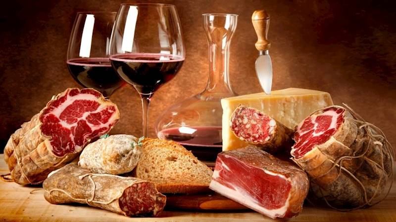 Suszona Kiełbasa KUMPIO SZYNKOWA WIEPRZOWA 200 g