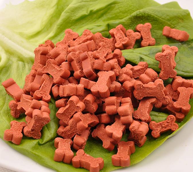 REDA PRZYSMAK KOSTKI Z ŁOSOSIEM 300g