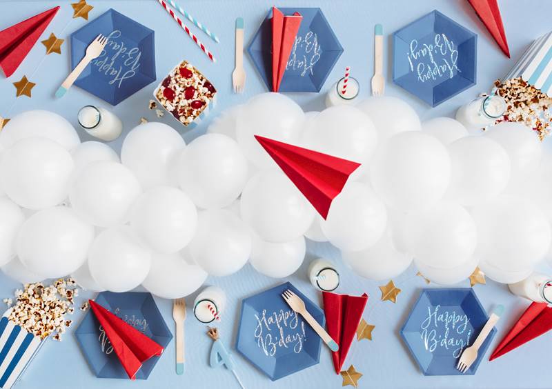 Talerzyki Happy B'day!, granatowy, 20cm 1op./6 szt