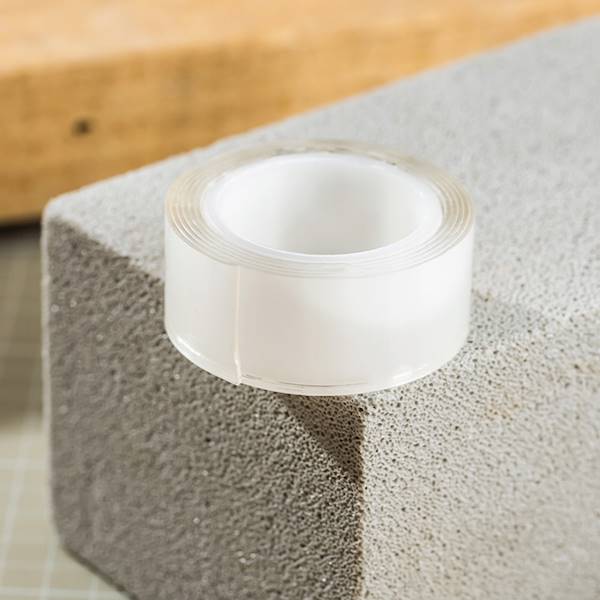 Taśma klejąca dwustronna Deli 24mm x 1m transparen
