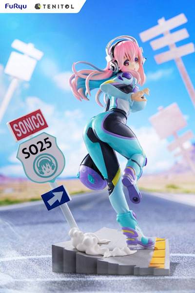 Statuetka Super Sonico Tenitol ok. 19 cm