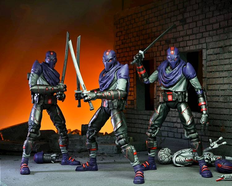 Teenage Mutant Ninja Turtles: Foot Bot - The Last Ronin Ultimate 18 cm