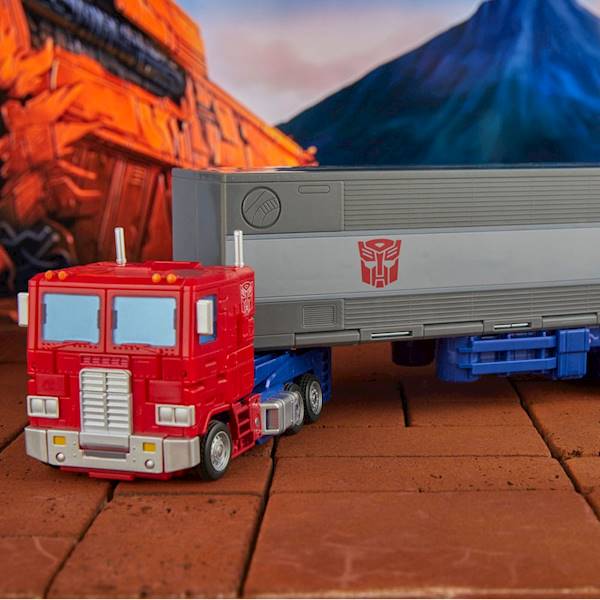 Transformers: Optimus Prime - The Movie Studio Series Commander 18 cm