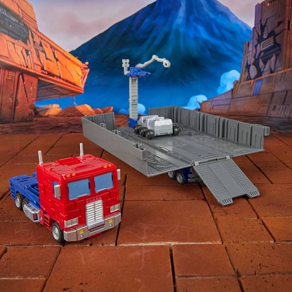 Transformers: Optimus Prime - The Movie Studio Series Commander 18 cm