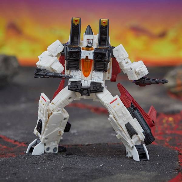 Transformers: G1 Universe Ramjet - Generations Legacy United Voyager Class 18 cm