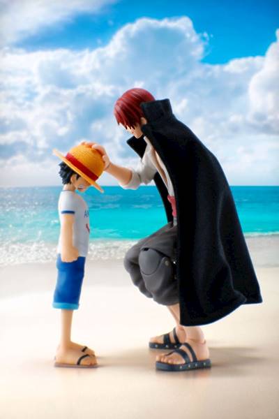 One Piece: 2-Pack Shanks & Monkey D. Luffy Childhood Ver. - S.H.Figuarts 18 cm